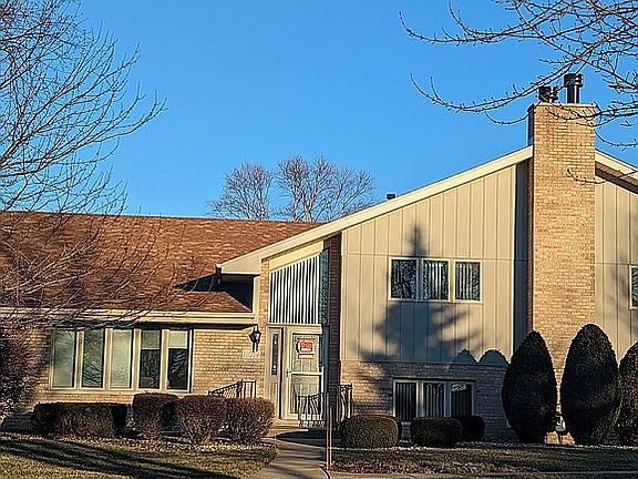 2nd image of 11019 New York Ct #175