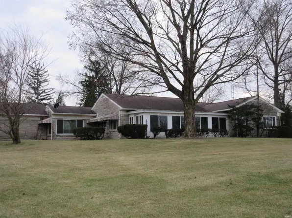 820 River Rd, Bluffton, IN 46714