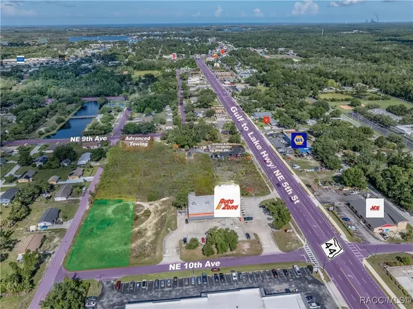 990 NE 3rd St, Crystal River, FL 34429