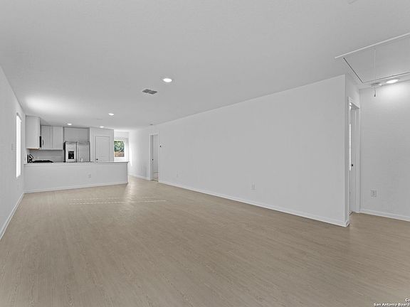 4th image of 7230 Brownleaf Dr