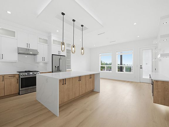 2nd image of 8136 168th St #101