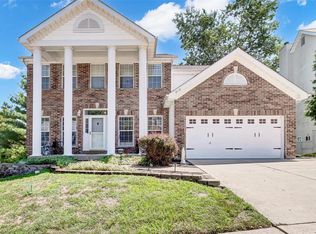 818 Legends View Dr, Eureka, MO 63025