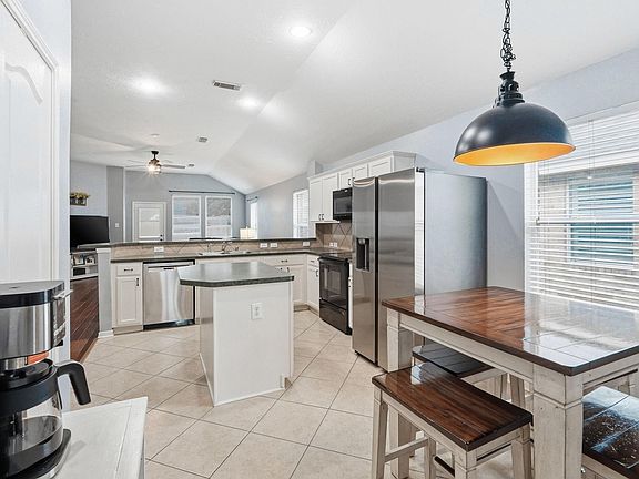 3rd image of 21715 May Apple Ct