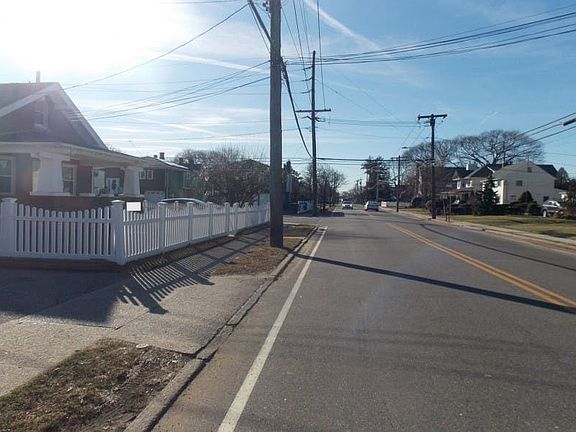 4th image of 439 Ocean Ave
