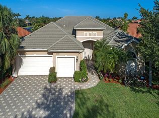 4959 Rustic Oaks Cir, Naples, FL 34105