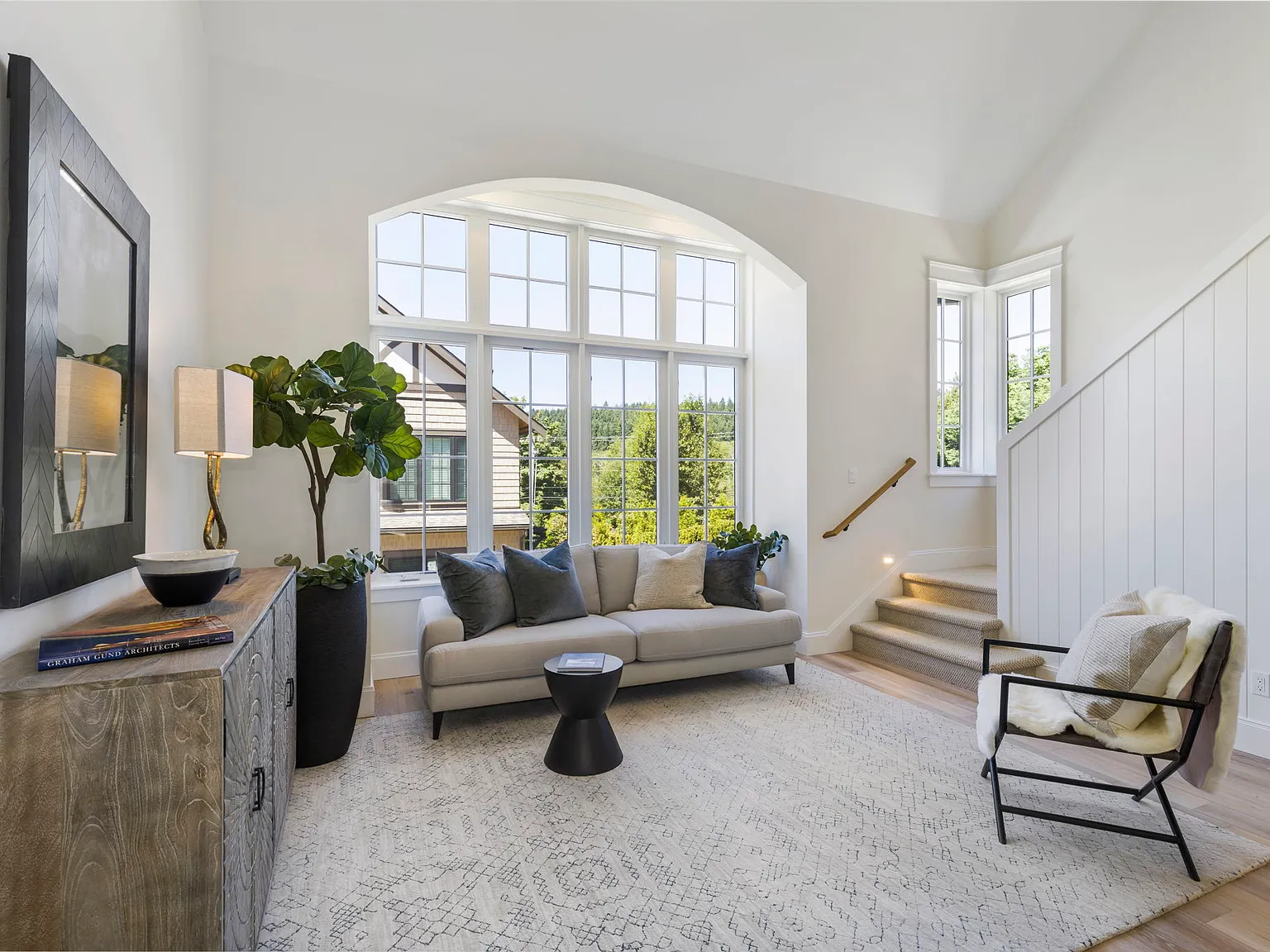 1 bed, 1.5 bath, 1090 sqft, $3,100 — Photo 2
