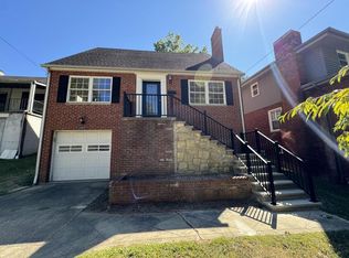 1637 Upland Rd, Huntington, WV 25701