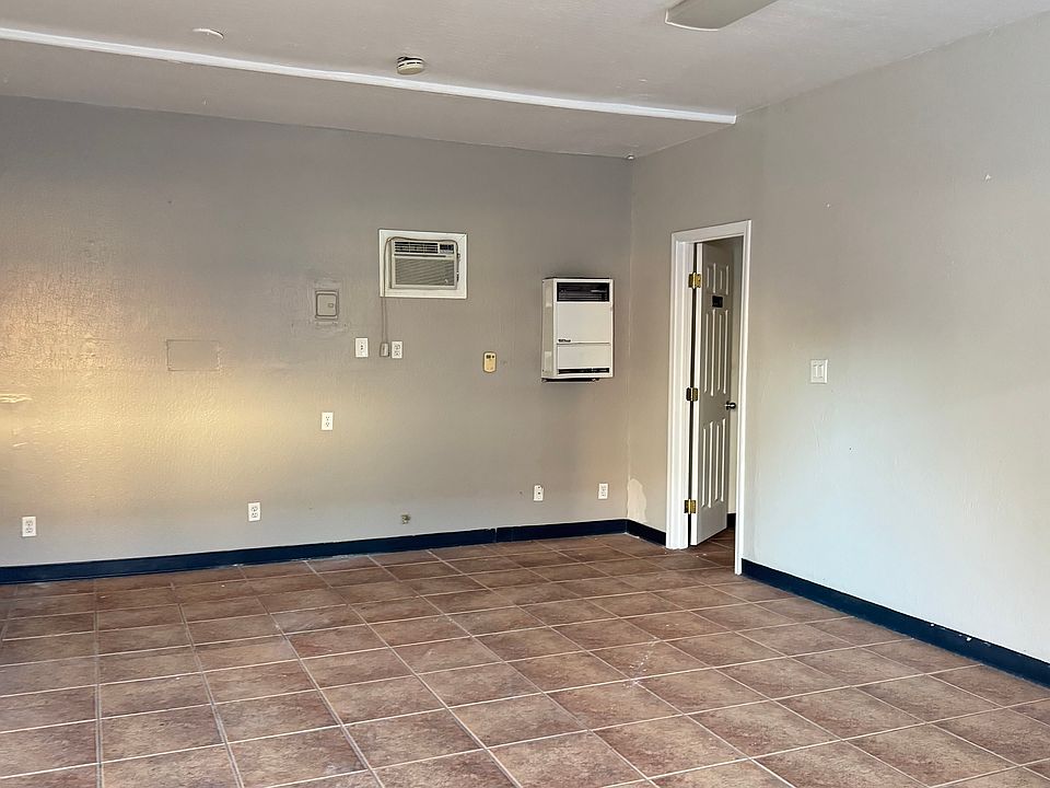 1st image of 361 Willow St #2