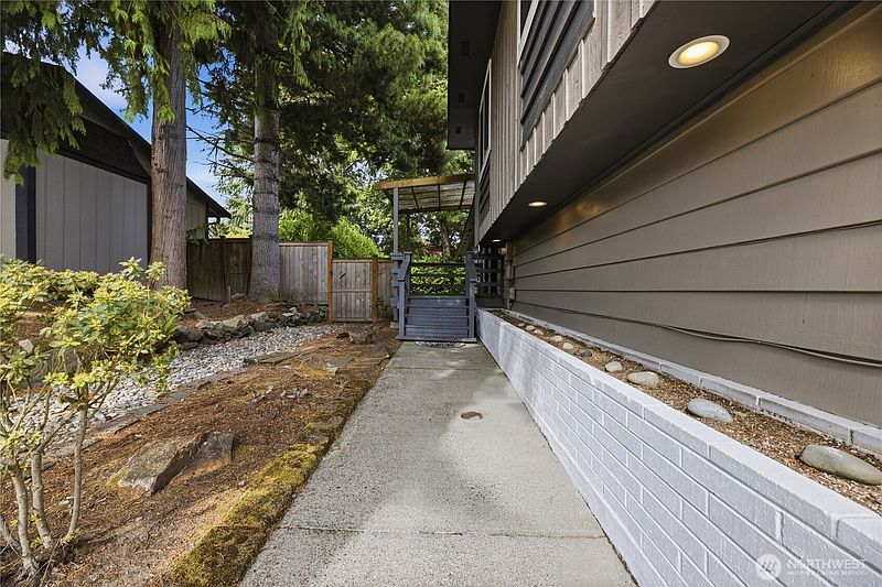 2nd image of 4108 80th Avenue W
