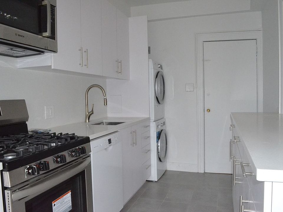 1st image of 114 Montague St #2