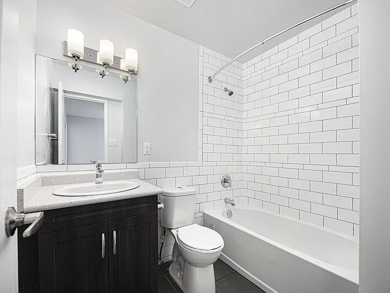 7230 Darcel Ave #365 — Photo 17
