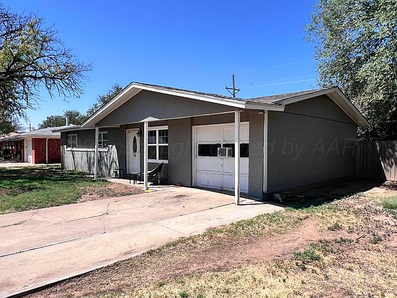2nd image of 131 Northwest Dr