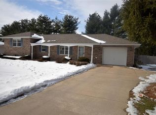 132 Lincoln Dr NE, Mount Vernon, IA 52314
