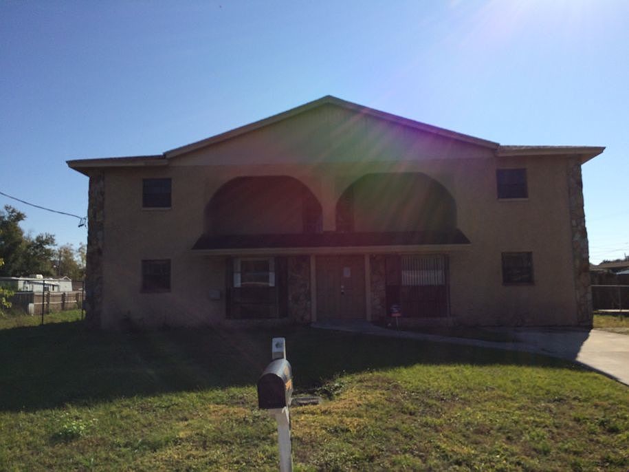 1st image of 8203 Dahlia Ave