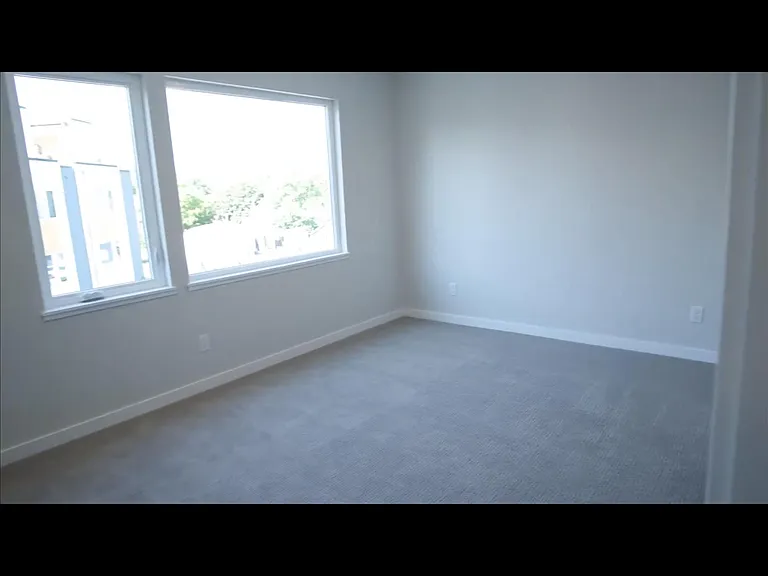 2246 W Kootenai St — Photo 6