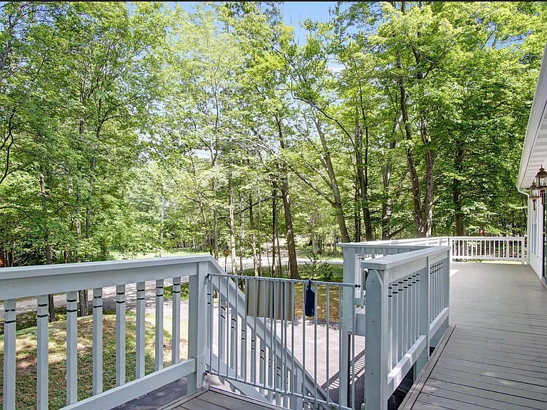 4707 N Ridge Rd — Photo 16