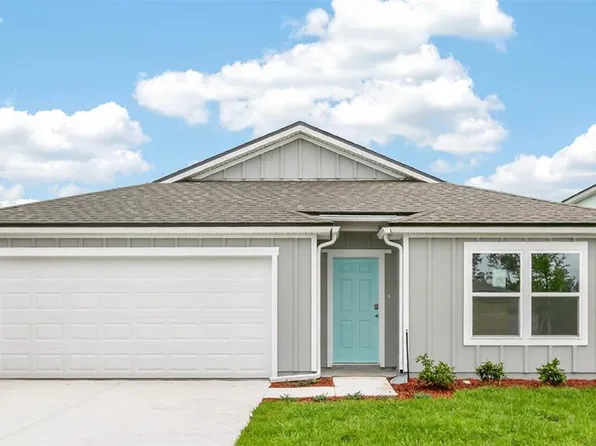 54 Sawdust Ln, Palm Coast, FL 32137