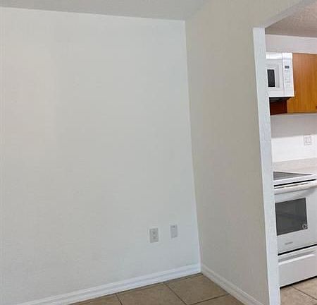 5th image of 411 Executive Center Dr APT 105