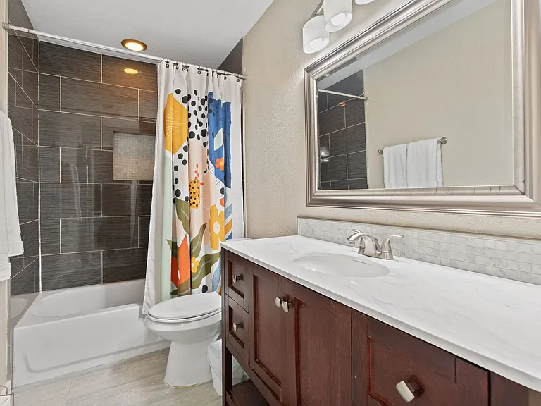 1906 Valley Hill Cir #A — Photo 11