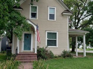 601 E 5th St, Newton, KS 67114