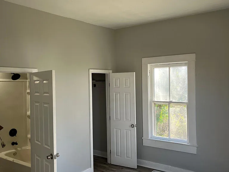 229 Holbrook St — Photo 5