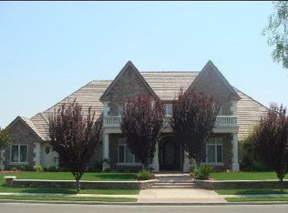 10207 Coram Dr, Bakersfield, CA 93311