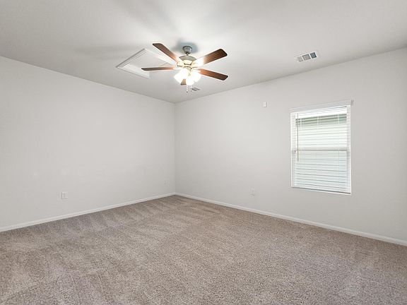 5th image of 119 Eagle Lake Dr