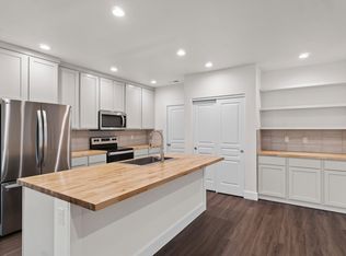 20563 Goldenrod Ln, Bend, OR 97702