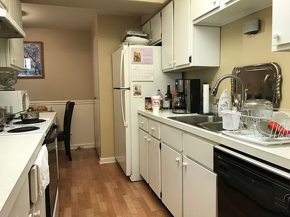 3rd image of 6340 Americana Dr APT 1120