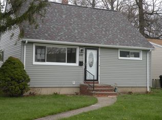 6087 Michael Dr, Brookpark, OH 44142