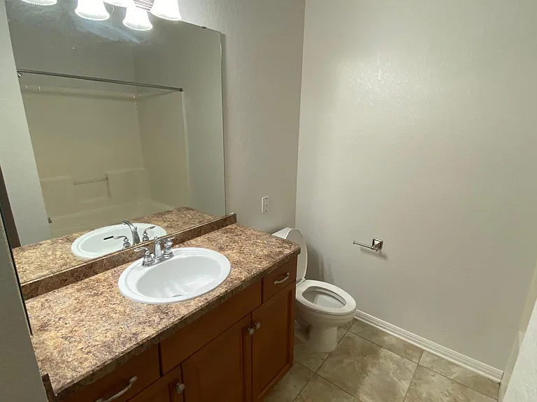 911 N Orange Ave #510 — Photo 23