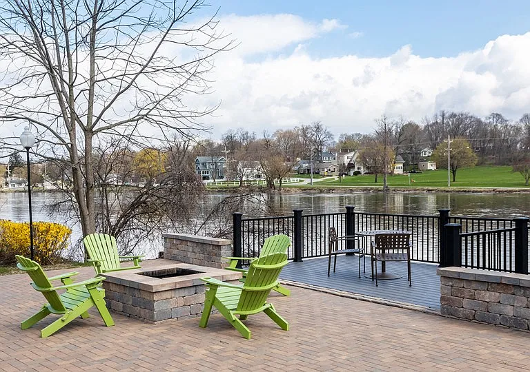 The View Apartments St Charles — Photo 25