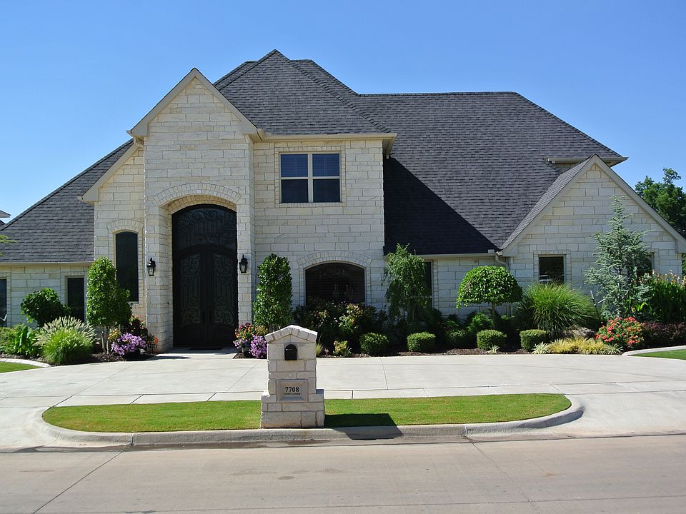 1st image of 7708 NW Taylors Lndg