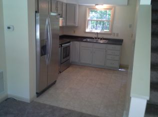 225 Mack Rd APT 1, Lebanon, CT 06249