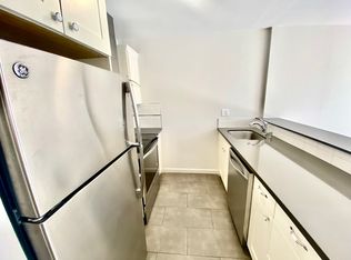 382 Adams Street, Oakland, CA 94610