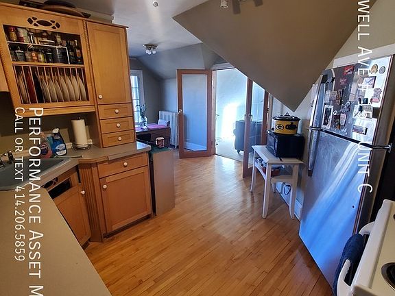 3rd image of 4213 N Stowell Ave #15