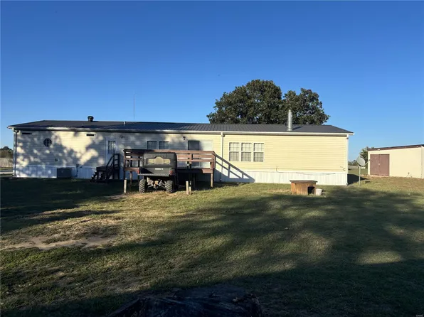 195 Eagle Dr, Matthews, MO 63867