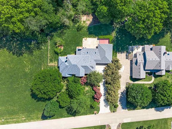 2nd image of 3752 Bridlewood Ln