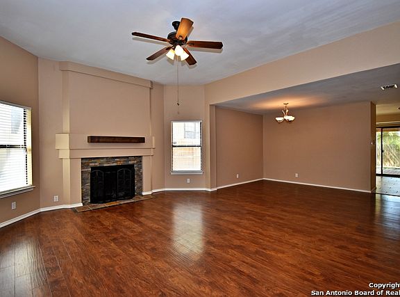 4th image of 6119 Quail Valley Ln