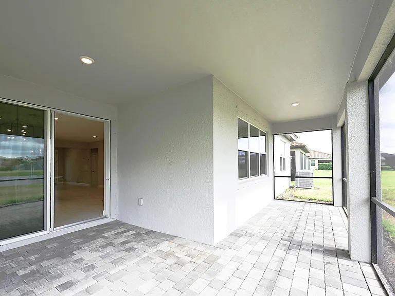 3806 Savanna Palms Ct — Photo 33