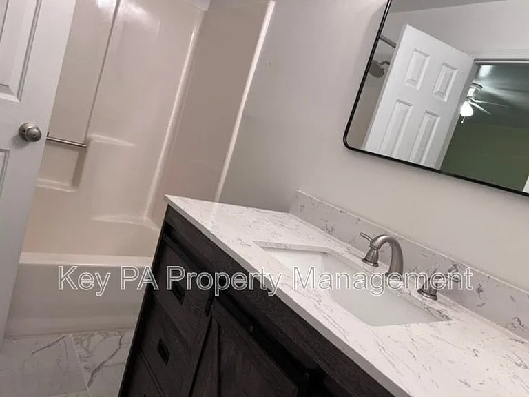 803 Bradford Ter — Photo 24