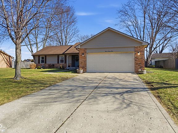 2nd image of 1127 Waterford Dr