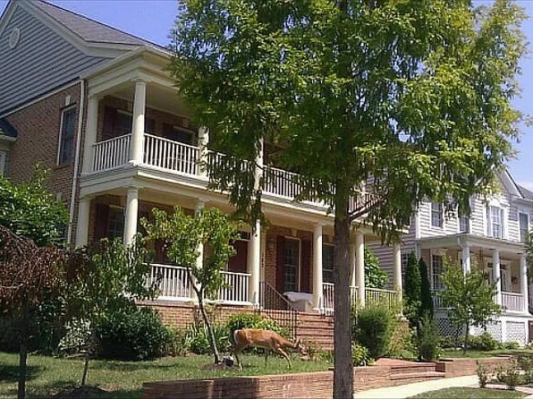 105 Watkins Overlook, Rockville, MD 20850