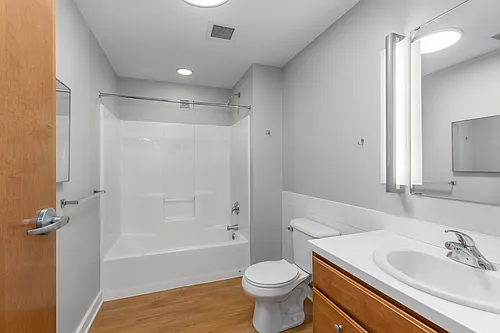 2221 Plainfield Ave NE #204 Photo 1