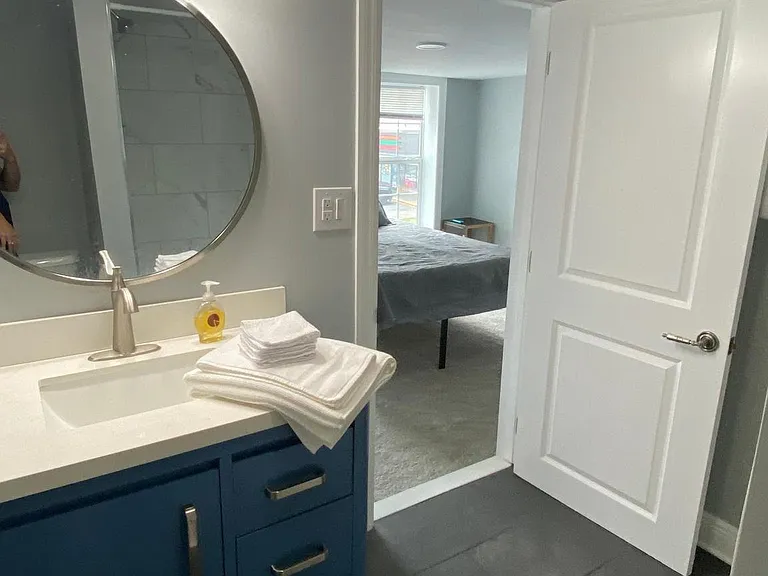 522 W King St — Photo 40