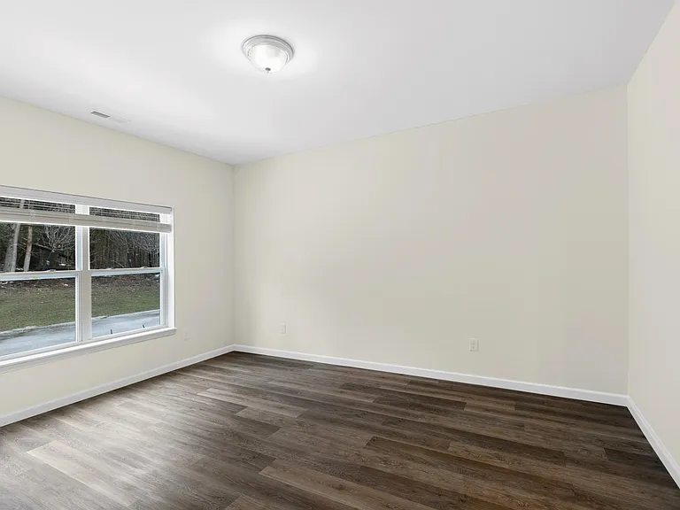 Townhomes at Woodland's Edge — Photo 26
