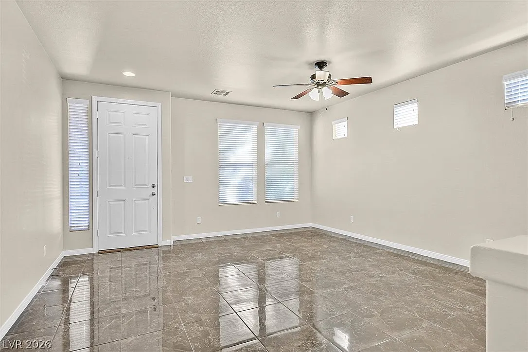 Building Photo - 6524 Baroque Ave