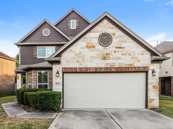 19011 Woodland Leaf Ln, Tomball, TX 77375