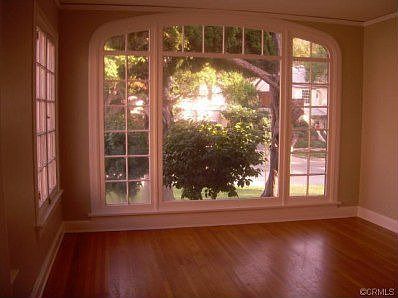 4th image of 1737 Meridian Ave