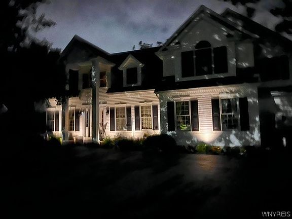 3rd image of 860 Union Rd
